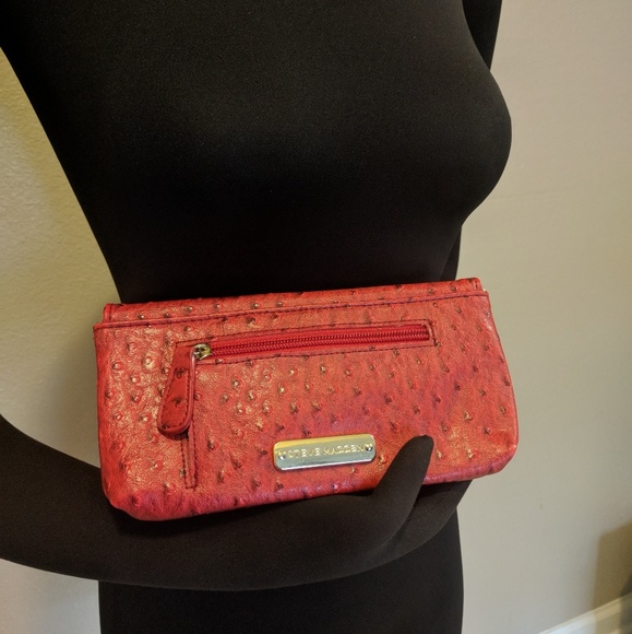 Steve Madden Clutch! NEVER USED. - Picture 8 of 8
